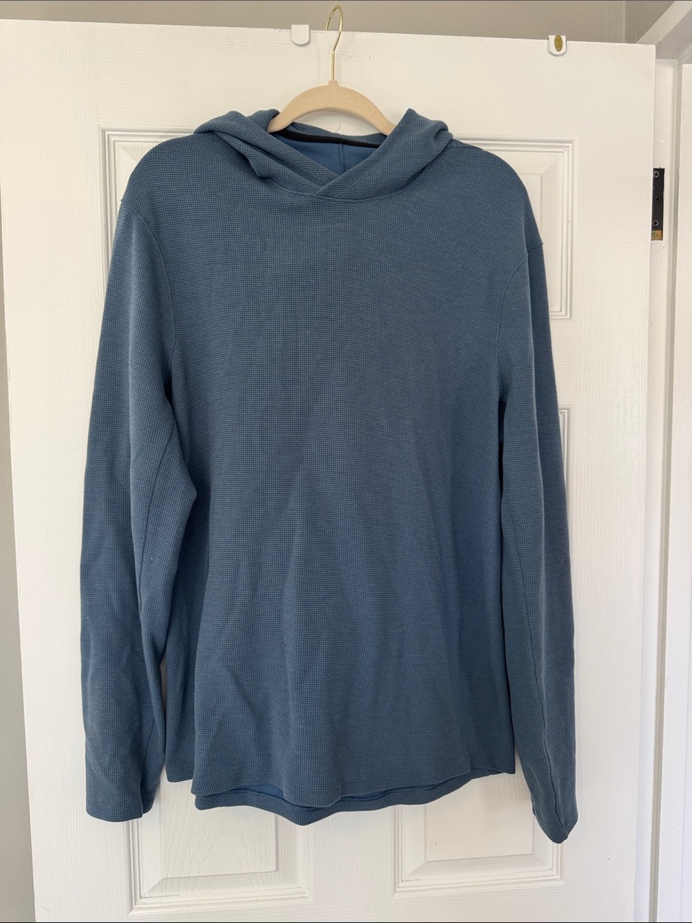 lululemon athletica Men's Hooded Long-Sleeve Shirt - Slate Blue